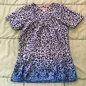 Koi by Kathy Peterson Scrub Top, size S, 2 pockets